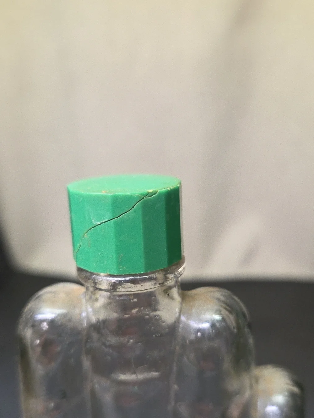 Vintage Mennen Hand Shaped Glass Aftershave Bottle, MCM 1970’s With Label (#1)‎